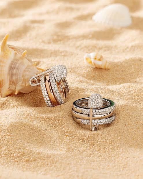 APM Ring - Monaco safety pin rings in tricolor, styled on sand