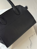 Soft Margaux 10 Grained Leather Handbag Black