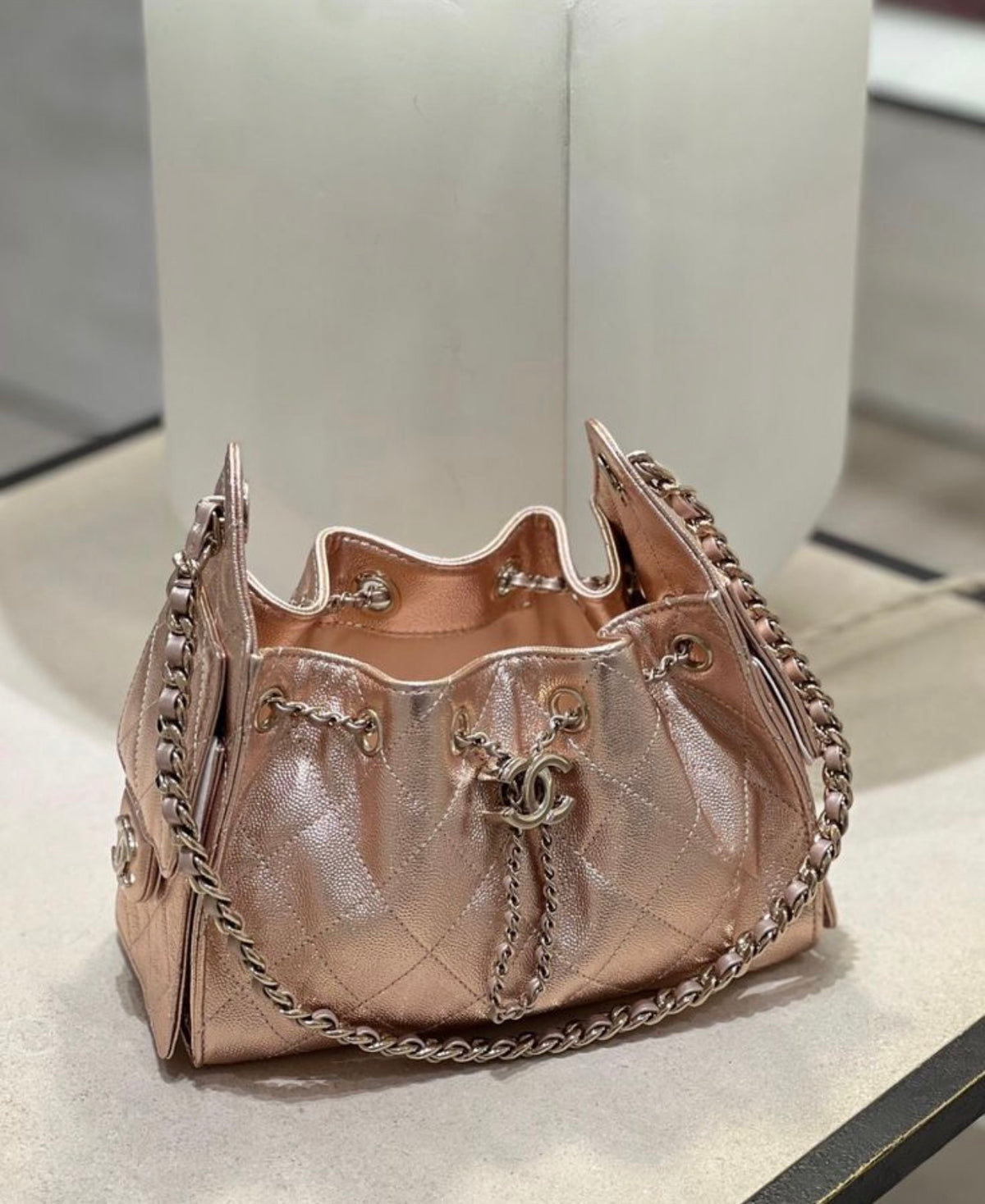 C25 — rose gold