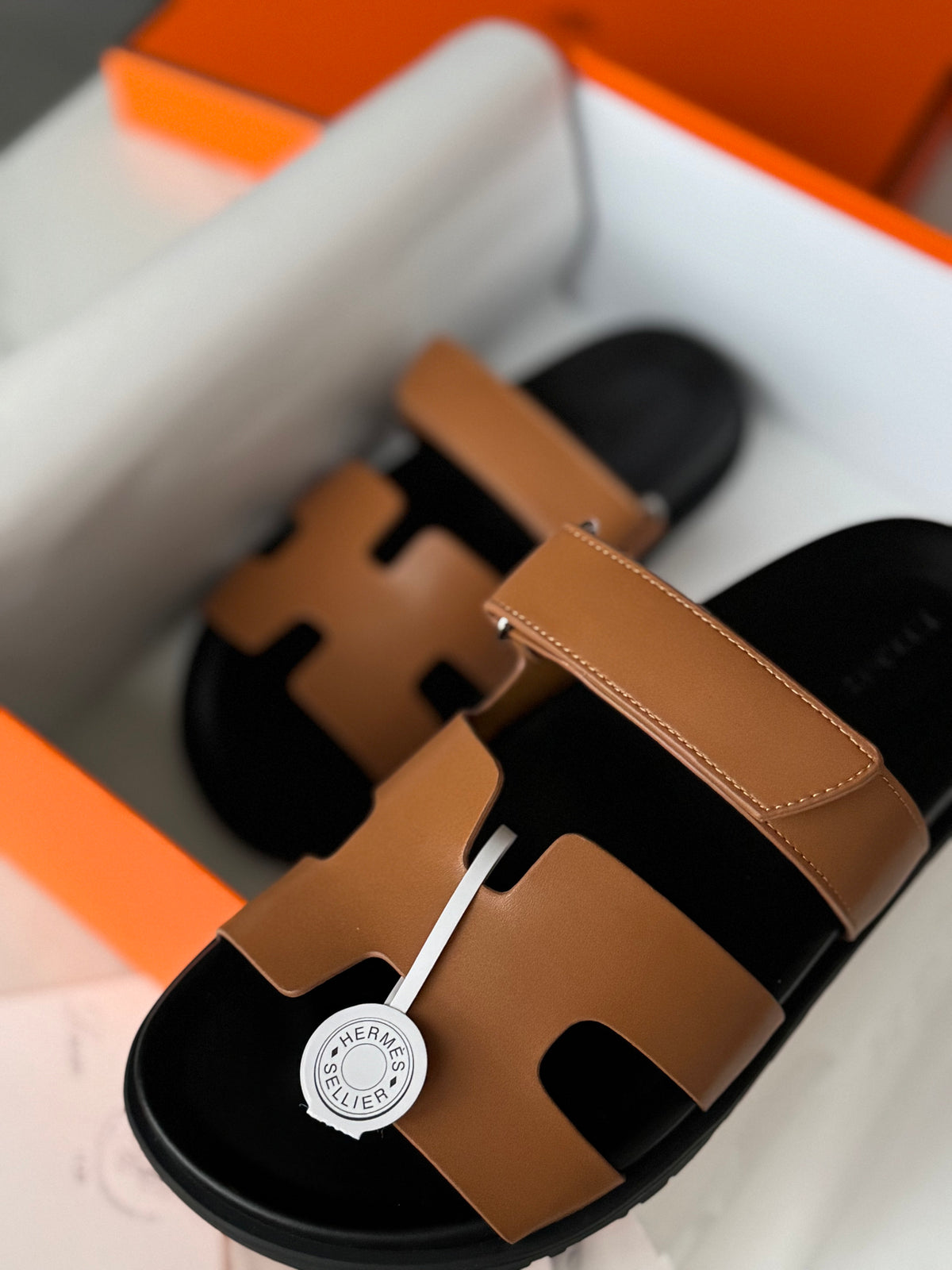 H Chypre Sandal