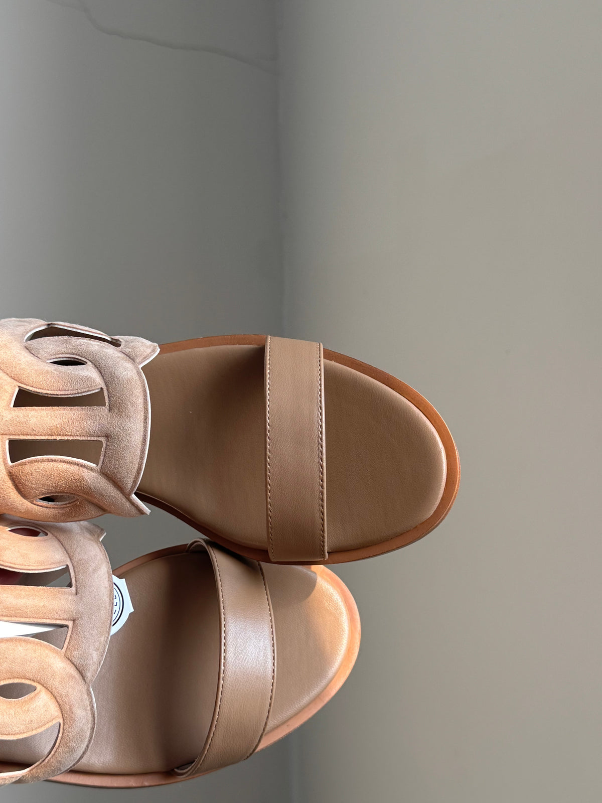 H007 — Beige Nomade