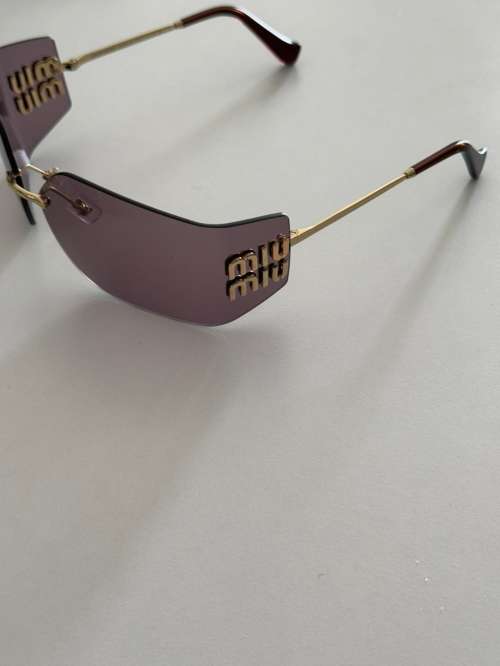 Miu 54YS Sunnies