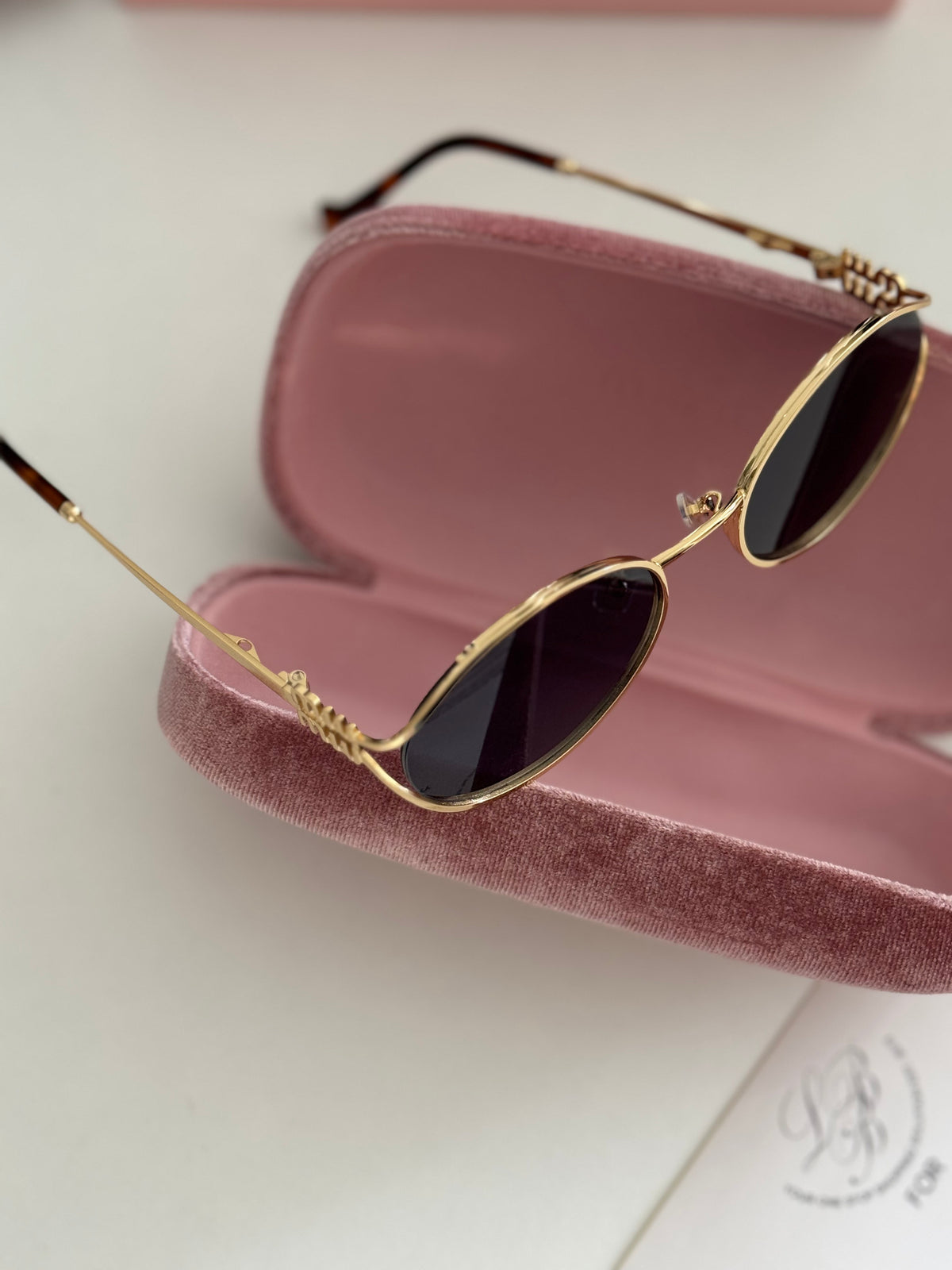 MIU Circle Regard Sunnies