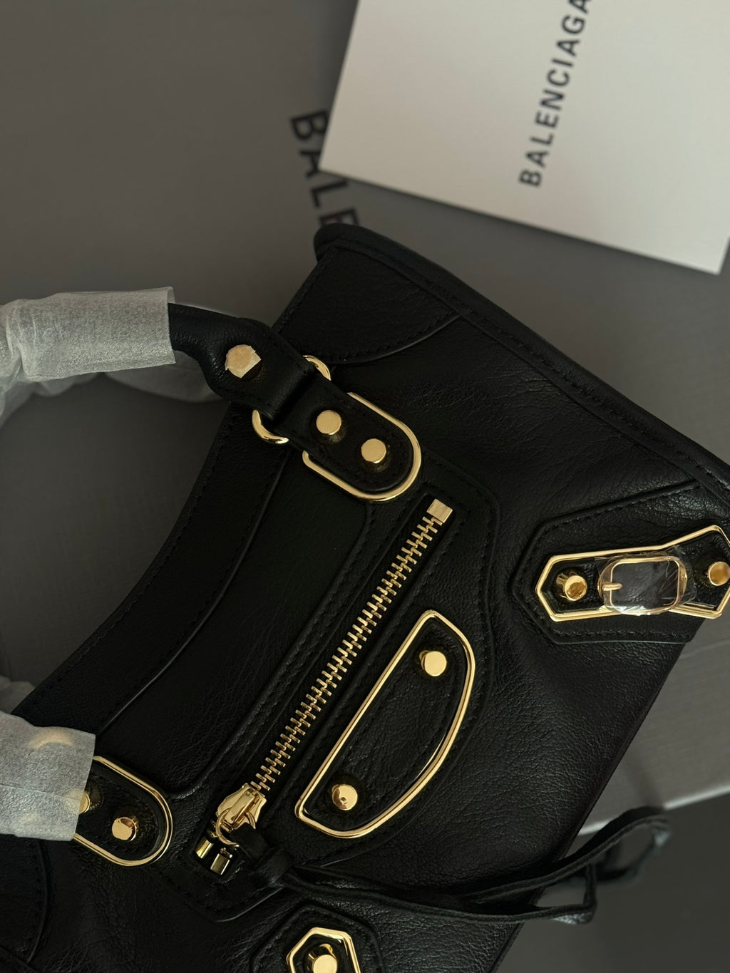 Mini Metallic Edge