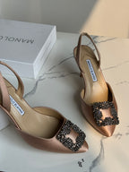Hangisli Heels