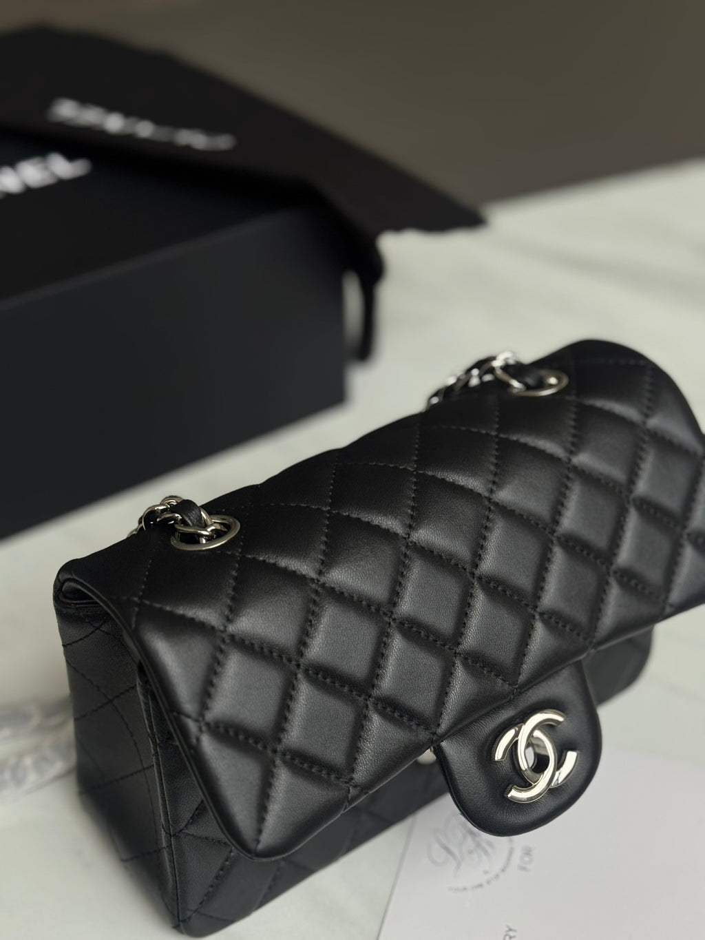 C Small Classic Flap