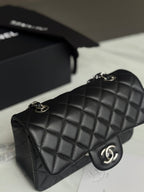 C Small Classic Flap
