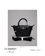 LC004 — XS — Black