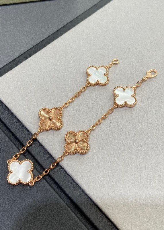 VCA Bracelet - white mother-of-pearl and guilloche clovers on rose gold