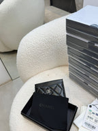 On %: Chnl Classic Lambskin Card Holder