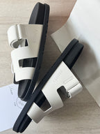 H Chypre Sandal